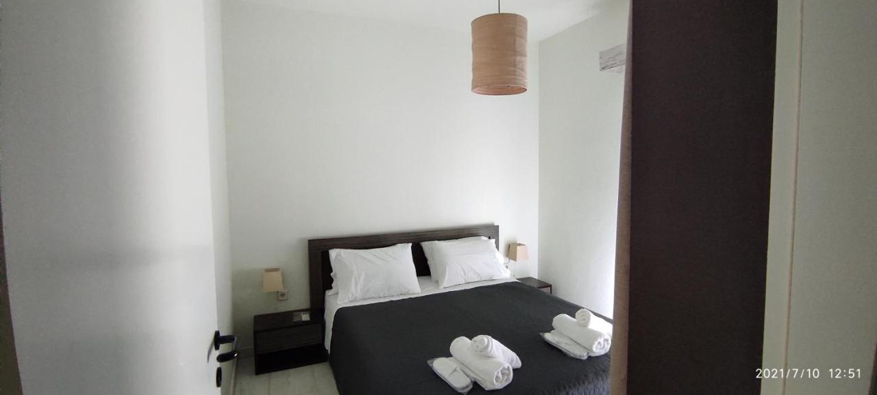 Epavlis Apartment Néa Péramos Esterno foto
