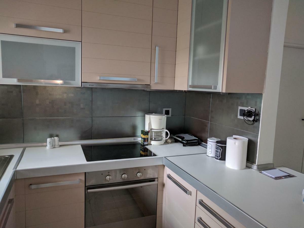 Epavlis Apartment Néa Péramos Esterno foto